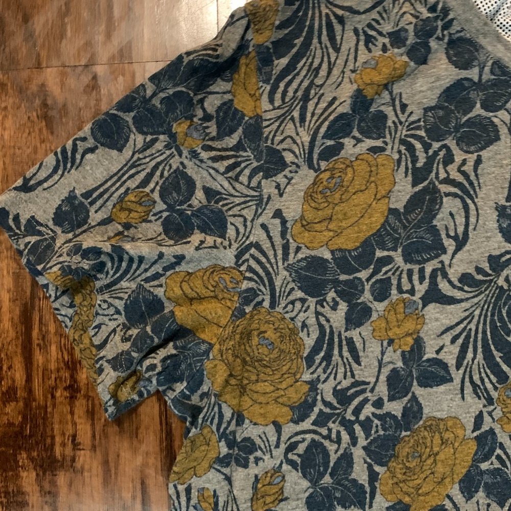 ted baker london floral print Tshirt - size XL (6) - Picture 3 of 5